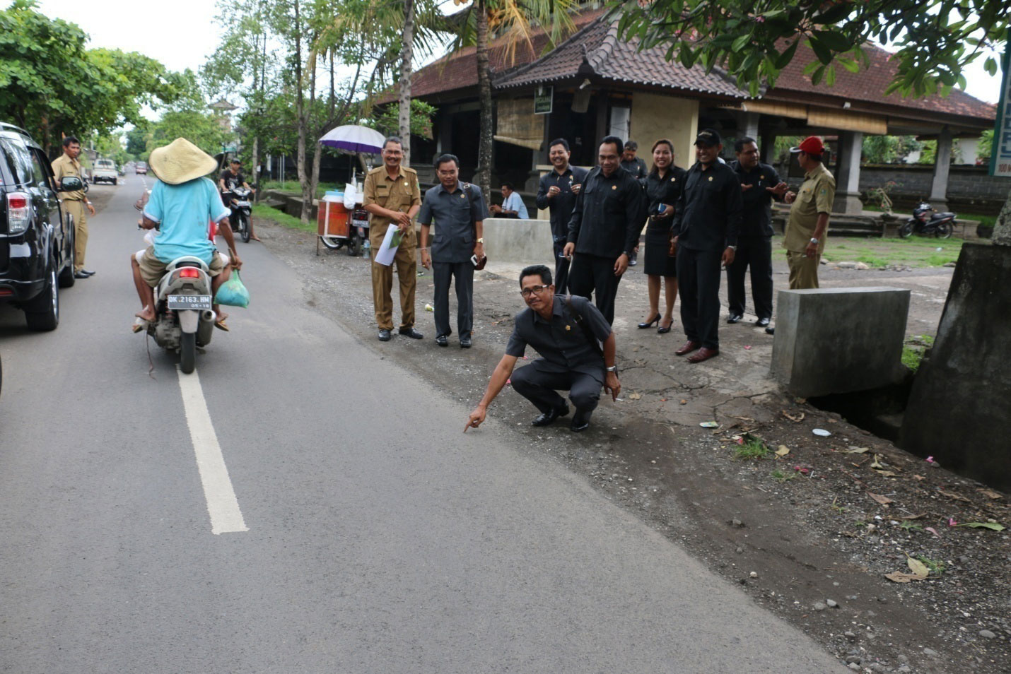 Monitoring Kegiatan Dinas Pekerjaan Umum Terhadap Proyek Pengaspalan Jalan