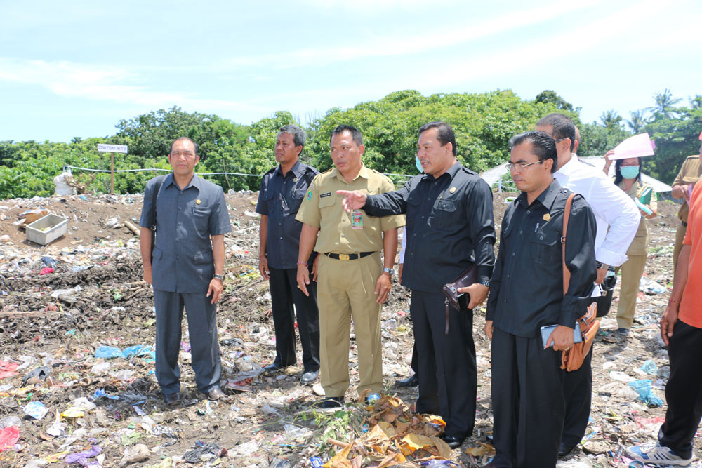 Komisi II Sidak Sistem Pengolahan Sampah Di TPA Mandung Pastikan Sampah Bermanfaat