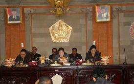 BUPATI TABANAN MENYAMPAIKAN 4 RANPERDA PADA RAPAT PARIPURNA KE-6 TAHUN 2019