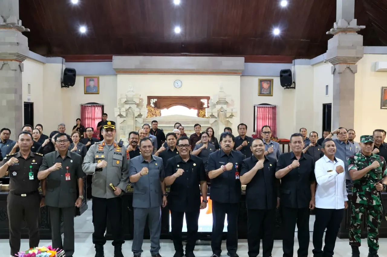 Bupati Tabanan Paparkan 4 Ranperda untuk Perkuat Tata Kelola Pemerintahan