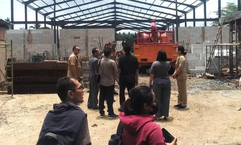 DPRD Tabanan Sidak Pembangunan Pabrik Miras di Selemadeg Timur, Izin Belum Lengkap, Pembangunan Diminta Ditunda